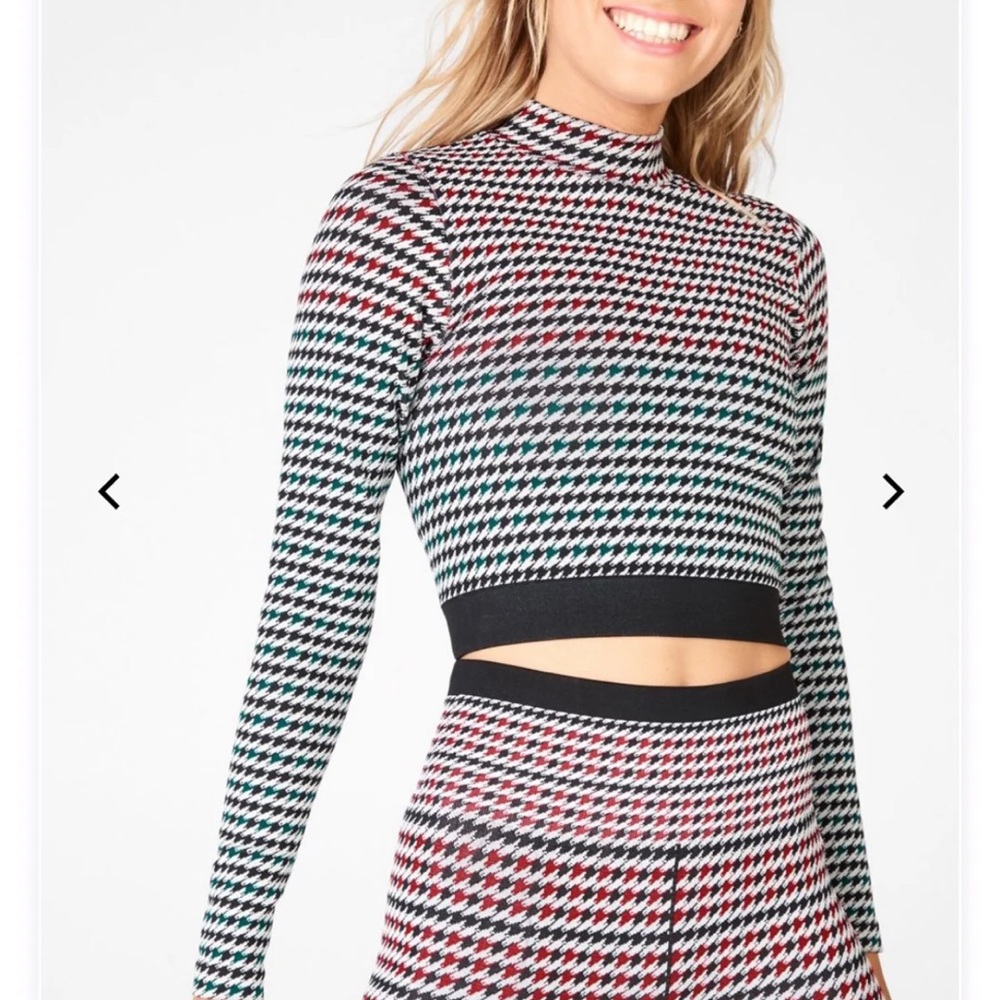 Fabletics long sleeve cropped sweater